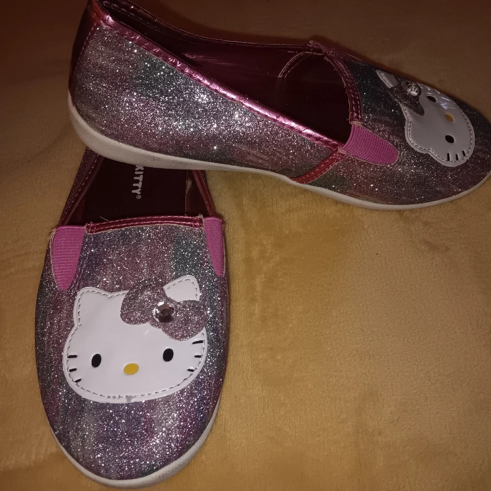 Girls size 2, Hello Kitty flats